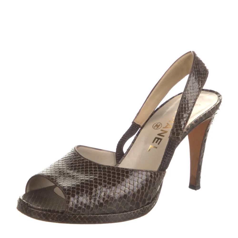 SOLD. Authentic vintage Chanel heels. 3.75” heel.